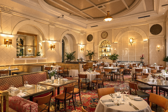 Interno di un ristorante di alta classe
